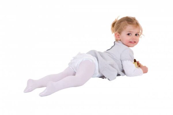 country kids ruffle rhumba tights: ivory