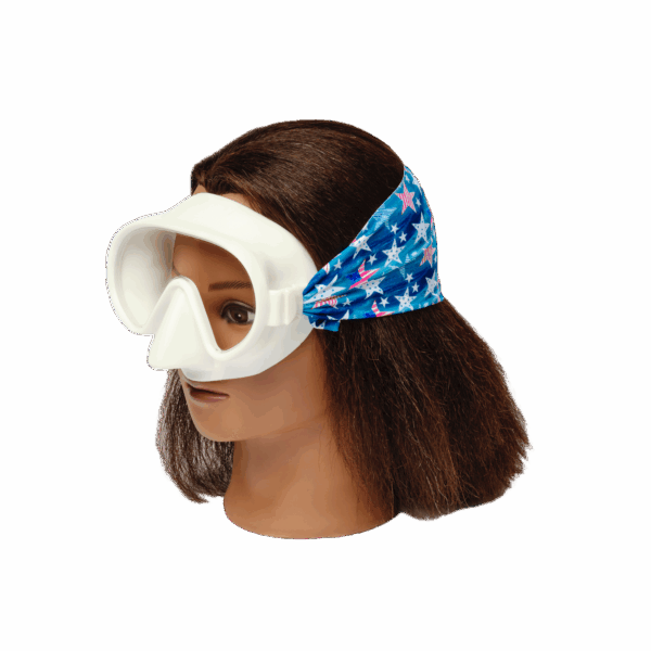 splash place swim goggles mask 'merica swim mask Mannequin with white goggles and star-patterned band