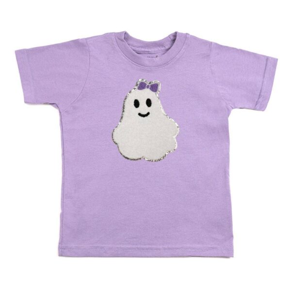 Purple t-shirt with cute ghost design.