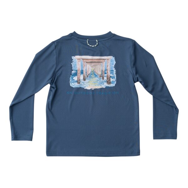 Blue long-sleeve shirt with pier design